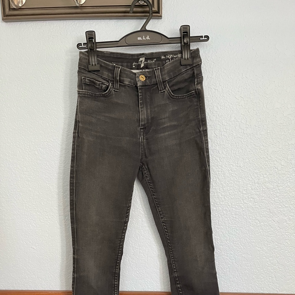 7 for All Mankind - the high waist ankle skinny jeans. Size 24